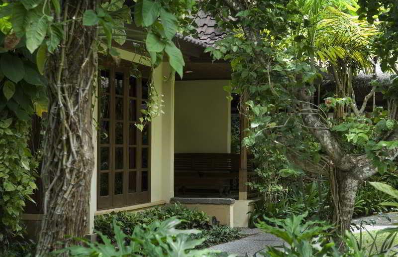 Hotel Puri Bambu Jimbaran  Exterior photo